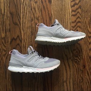 Women’s 574 Grey New Balance Sneakers - W’s 7